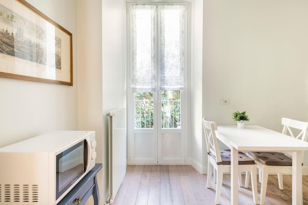 Il Giardino Garden View Apartment Милано Екстериор снимка